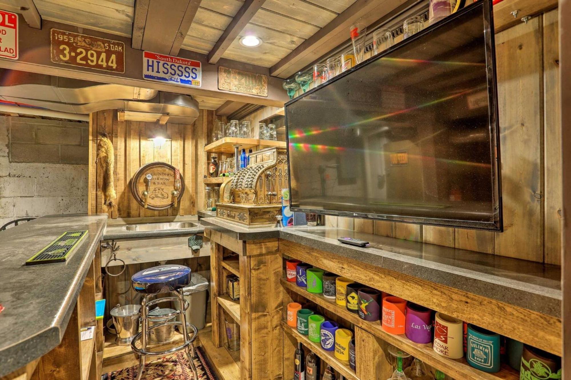 Cozy Custer Cottage W Deck: Walk To Shops Food ภายนอก รูปภาพ